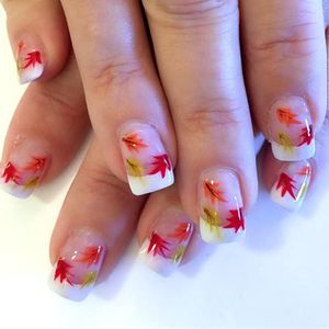 24 stuks korte vierkante Franse tip nagels met bladdesign - Press-on nagels