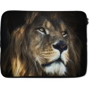 Laptophoes 17 inch - Leeuw - Vacht - Zwart - Laptop sleeve - Binnenmaat 42,5x30 cm - Zwarte achterkant