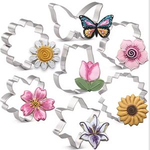 Uitsteekvormen Set met Zon, Vlinder en Bloemen - 7 RVS Vormen - Mal voor Tulp/Zonnebloem/Lelie etc. voor koekjesdeeg, fondant, kaas, klei etc.