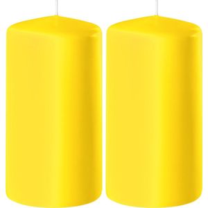2x Gele Cilinderkaarsen/Stompkaarsen 6 X 15 cm 58 Branduren - Geurloze Kaarsen Geel