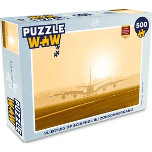 Puzzel Vliegtuig op Schiphol bij zonsondergang - Legpuzzel - Puzzel 500 stukjes