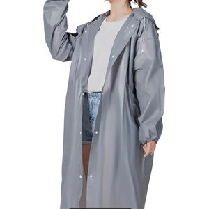 Dames Grijze 2-Delige Regenjas Set - Wind- en Waterdicht Volledige Lichaamsbedekking Poncho met Aanpasbare Trekkoord | Elegante & Duurzame Buiten Kleding voor Vrouwen | Ideaal voor Dagelijks Pendelen & Een Actieve Lifestyle