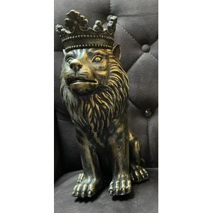 Leeuw - kandelaar - kleur: Brons - Lion - Wonen - Woonaccessoires / Woonaccessoire - Woon - Cosy - Brons - Beeld kleur - Polyresin - King - Koning - Dier - Kaars houder - Candle holder - Accessoires - Kaarsen - Kaarshouder - Winter - Kerstmis - Kerst