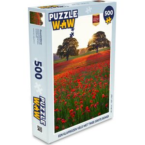 Puzzel Een Klaprozen veld met twee grote bomen - Legpuzzel - Puzzel 500 stukjes