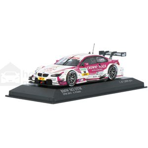 De 1:43 Diecast Modelcar van de BMW M3, BMW Team RMG #16 van de DTM 2013. De chauffeur was Andy Priaulx. Dit schaalmodel is beperkt door 1008pcs. De fabrikant is Minichamps.