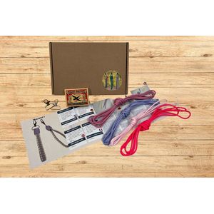 Little Creations DIY pakket - Macramé sleutelhanger (2 stuks) - Roze - Hobbypakket volwassenen - Knutselpakket voor volwassenen - Creatief diy pakket