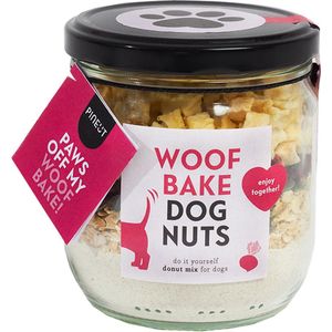 Pineut ® Woof Bake Dognuts - Lekkere snack voor hond (en baas) - DIY Cadeau - Cadeau voor de hond - Verantwoorde hondensnoepjes