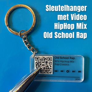 Allernieuwste.nl�® QR Sleutelhanger OLD SCHOOL HIP HOP - Video met 90's Hiphop Mix - Gadget QR code Geschenk Idee Cadeau Hip Hop-fan - Beeld en Geluid Gadget - MU06 Sinterklaas Cadeau