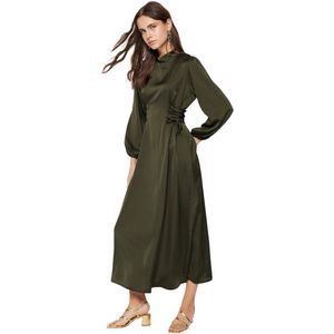 Trendyol Brits Satijnen Avondjurk Met Blauwe Taille Tctss23Db00037
