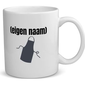 Akyol - schort koffiemok - theemok - Kok - iemand die goed kan koken - mok met eigen naam - leuk cadeau voor iemand die chefkok is - cadeau - kado - 350 ML inhoud