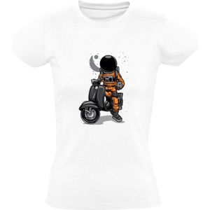 Astronaut op een scooter Dames T-shirt - ruimte - maan - space - ruimtevaart