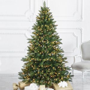 FT14/FT15 Nordmanntanne Kunstkerstboom 180 Cm - Groene Stam Met Houten Standaard Van PVC