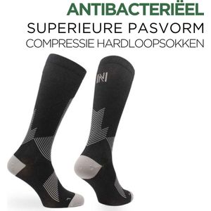 Norfolk Compressie Sokken - Hardloopsokken met Anti Bacterieel Meryl Skinlife - Compressiekousen Hardlopen - Sportsokken - Zwart/Grijs - 39-42 - Valencia
