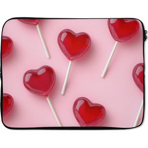 Laptophoes 15.6 inch - Lollies - Hartjes - Roze - Laptop sleeve - Binnenmaat 37x26 cm - Zwarte achterkant