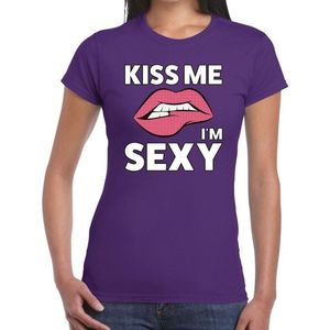 Toppers Kiss me i am sexy t-shirt paars dames - feest shirts dames XL