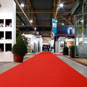 FLOORDIREKT Op Maat Hemaakt Tapijt Sintra - Voor Evenementen & Beurzen - Onderhoudsvriendelijke Loper - Voor Beurzen & Evenementen - Rood - 100 x 350 cm