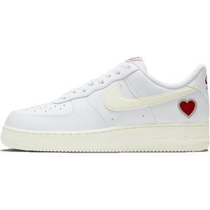 Nike air force 1 DD7117-100 maat 46 (2021 Valentine Edition)