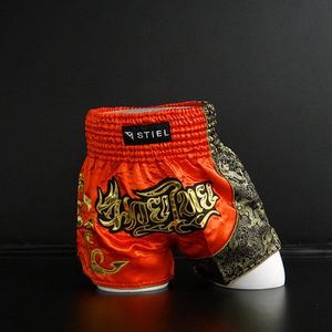 Stiel Muay Thai Short- Broekje - Dragon Rood / Goud - XS
