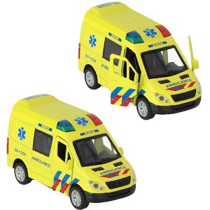 City 112 AMBULANCE BUS 1:34 MET LICHT+GELUID