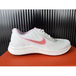 Nike Star Runner 3 SE (GS) - Hardloopschoen - Wit - Doos zonder deksel - Maat 36.5