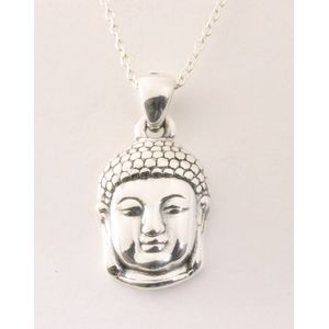 Zilveren Boeddha hanger aan ketting