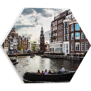 WallClassics - PVC Schuimplaat Hexagon - Bootjes in de Grachten van Amsterdam - 30x26.1 cm Foto op Hexagon (Met Ophangsysteem)