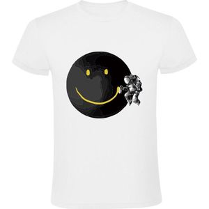 Astronaut met graffiti Heren T-shirt | smiley | smile | glimlach | vrolijk | blij | space | ruimte | ruimtevaart