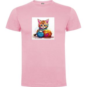 Zacht Roze T-Shirt met “ Kleurrijke Kitten met bol wol“ Print Full Color maat 116 / 5/6 jaar