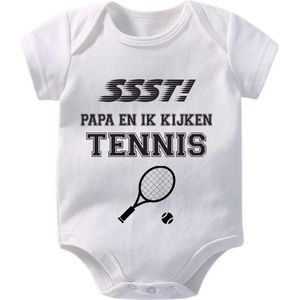 Hospitrix Baby Rompertje met Tekst  "" SSST! Papa en ik kijken Tennis "" | 0-3 maanden | Korte Mouw |  | Cadeau voor Papa | Aanstaande Vader | Vaderdag