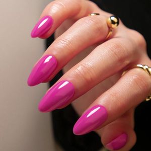 24 Stuks Korte Ovale Kunstnagels | Amandelvorm | Inclusief Lijm | Acryl en Gelnagels | Kort | Amandelrood en Roze