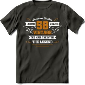 58 Jaar Legend T-Shirt | Goud - Wit | Grappig Verjaardag en Feest Cadeau Shirt | Dames - Heren - Unisex | Tshirt Kleding Kado | - Donker Grijs - XL