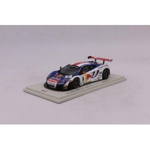 The 1:43 Diecast Modelcar of the McLaren MP4-12C Loeb Racing #9 of the Navarra GT FIA 2013. The drivers were S. Loeb and A. Parente. This scalemodel is limited by 750pcs.The manufacturer is Spark.