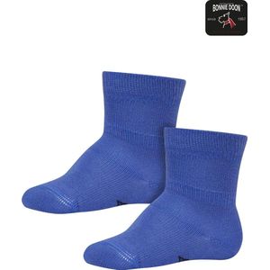 Bonnie Doon Basic Sokken Baby Blauw 0/4 maand - 2 paar - Unisex - Organisch Katoen - Jongens en Meisjes - Stay On Socks - Basis Sok - Zakt niet af - Gladde Naden - GOTS gecertificeerd - 2-pack - Multipack - Blauw/Paars - Victoria Blue - OL9344012.386