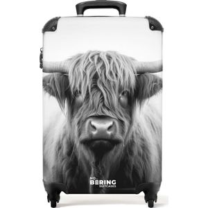 NoBoringSuitcases.com® - Handbagage koffer lichtgewicht - Reiskoffer trolley - Schotse hooglander in zwart wit - Rolkoffer met wieltjes - Past binnen 55x40x20 en 55x35x25