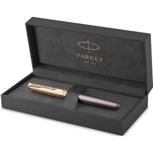 Parker Sonnet Parker Pioneers Collection vulpen | grijze lak met gouden dop en details | medium puur gouden penpunt | zwarte inkt en converter | met Geschenkdoos
