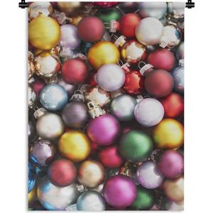 Wandkleed Kerst - Een stapel van kerstballen met verschillende kleuren Wandkleed katoen 120x160 cm - Wandtapijt met foto XXL / Groot formaat!