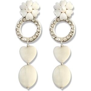 Zatthu Jewelry - N22SS485 - Ivey witte statement oorbellen met bloem