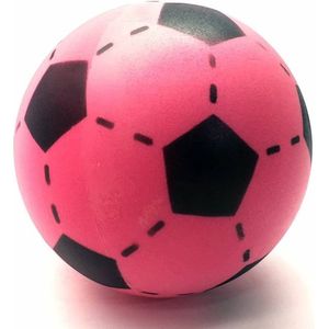 Softbal foam - voetbal print - roze - zacht - 20 cm