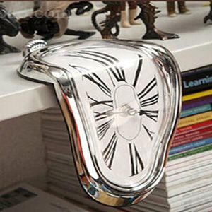 Smelten Klok Creatief Surrealisme Decoratief Dali Polshorloge Modern Smelten Plank Klok Grappig Home Decor Bureau Klok Gift (Zilver)