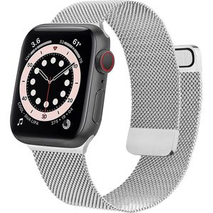 Zilver Bandje geschikt voor Apple Watch Series 1/2/3 42 mm & Series 4/5/6/SE 44 mm & Series 7 45 mm - Milanees Bandje voor Apple Watch 42 / 44 / 45 mm