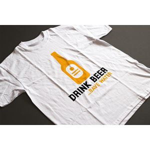 Shirt - Drink beer save water - Wurban Wear | Grappig shirt | Bier | Unisex tshirt | Drankspel | Klok | Wit & Zwart