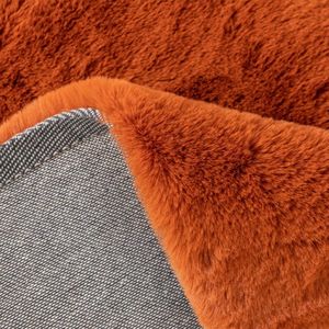 FABRIQ FAUX FUR indoor carpet, 100% polyester, available in different sizes and colors
