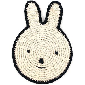 Luna-Leena duurzaam plat konijn met knisperend geluid - gebroken wit - toy/knuffel - in bio katoen - hand gehaakt in Nepal - knuffeldier - ko nijntje - knisperdoekje - sound - kraamkado - cadeau - geboorte - paashaas - pasen rabbit