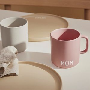Cadeau voor Mama - Moeder - Mom Design Letters Cup -Koffiemok - Mok - Beker