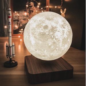 Magnetische Zwevende Maan Lamp - Sfeervolle Kamerdecoratie - 3 Kleuren Roterend Nachtlicht - Innovatief Bureau Decor - Cool Tech Speelgoed - Verstelbare helderheid