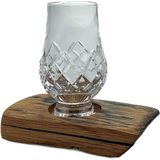 Whiskyglashouder van oude whiskyvaten met 1 Glencairn Cut Whiskyglas - Darach en Glencairn Crystal Scotland