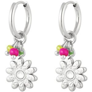 Oorbellen met bloemetje - Yehwang - Zilveren oorbellen - Stainless Steel (verkleurt niet!) - Zilver - Oorbellen dames - Waterproof - Kerst sieraden - Kerst Cadeau - Sinterklaas cadeau - Moederdag - Valentijn - Dames oorbellen - Oorhangers