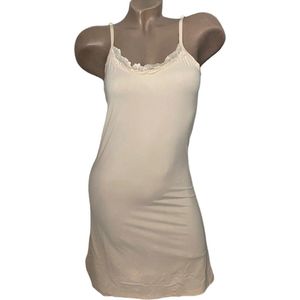 Dames Onderjurk met kant 84CM kort-middellang S/M (36) beige