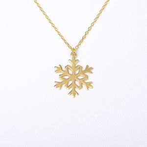 MeYuKu- Sieraden- 14 karaat gouden ketting met sneeuwvlokhanger