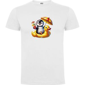 Wit T-Shirt met “Kleurrijke Pinguin in Badeend zwemband met Cocktail – Feest – Vakantie – Chillen “ Print Full Color Maat L